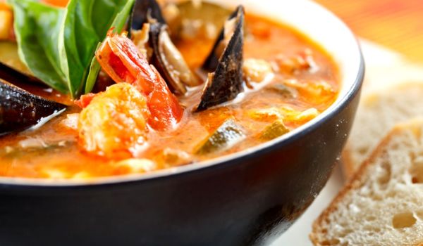 Суп из морепродуктов: легкий рецепт