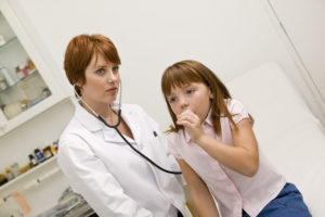 Причины кашля у детей, методы определения причины его появления. Препараты против кашля у детей.
