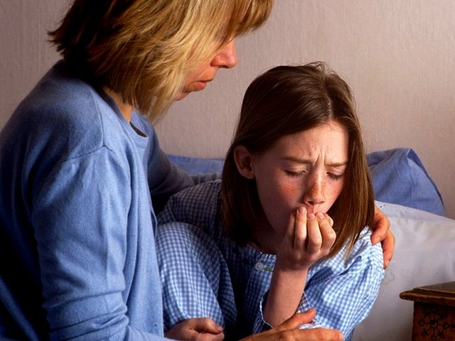 Как снять приступ кашля у ребенка ночью?