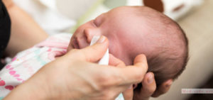Методы лечения дакриоцистита у новорожденных и детей старшего возраста. Правильная техника массажа