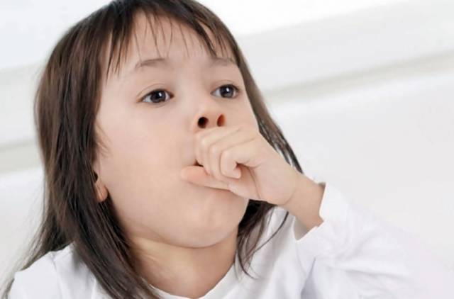 Как облегчить кашель у ребенка?